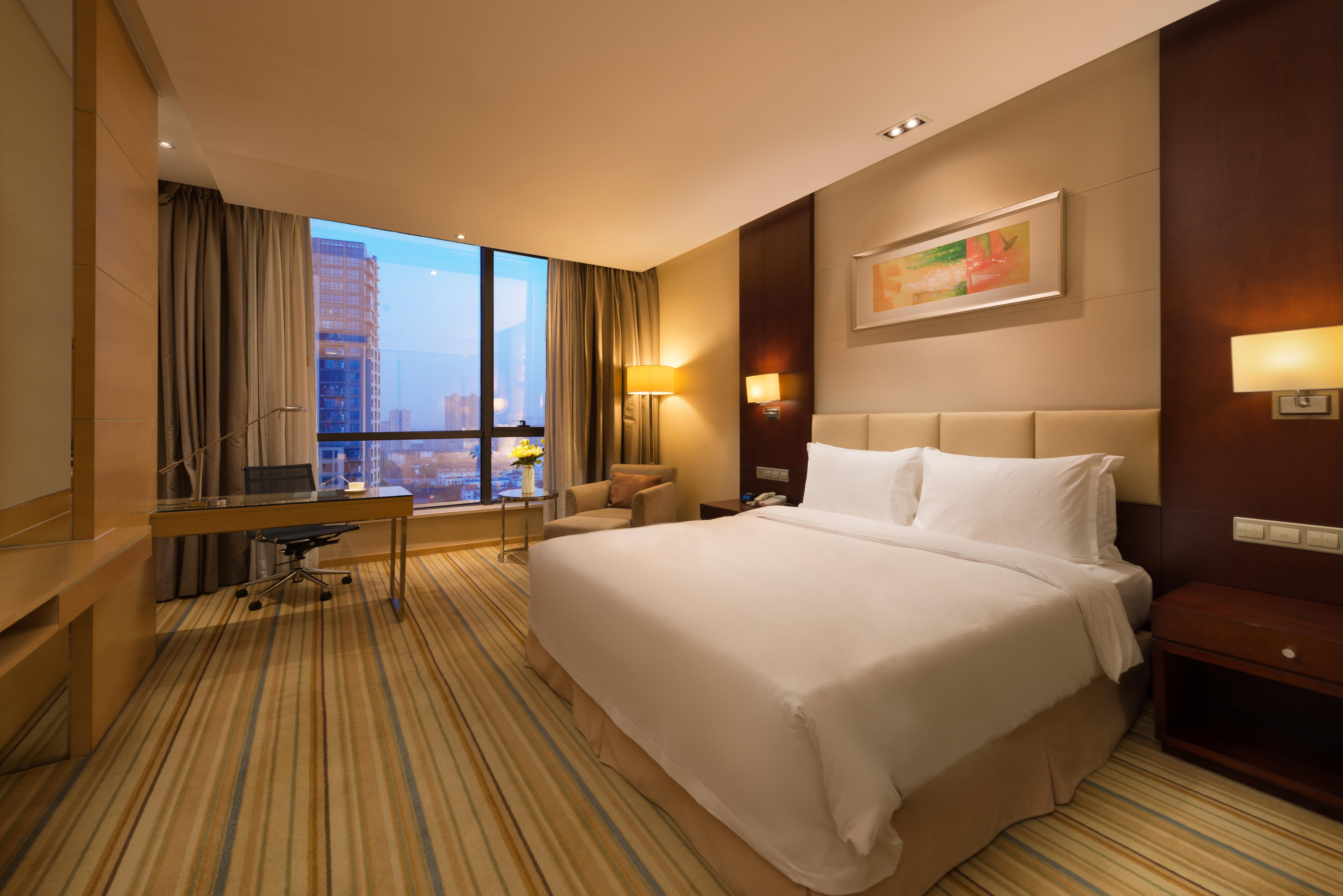 Holiday Inn Taicang City Centre By Ihg Екстериор снимка