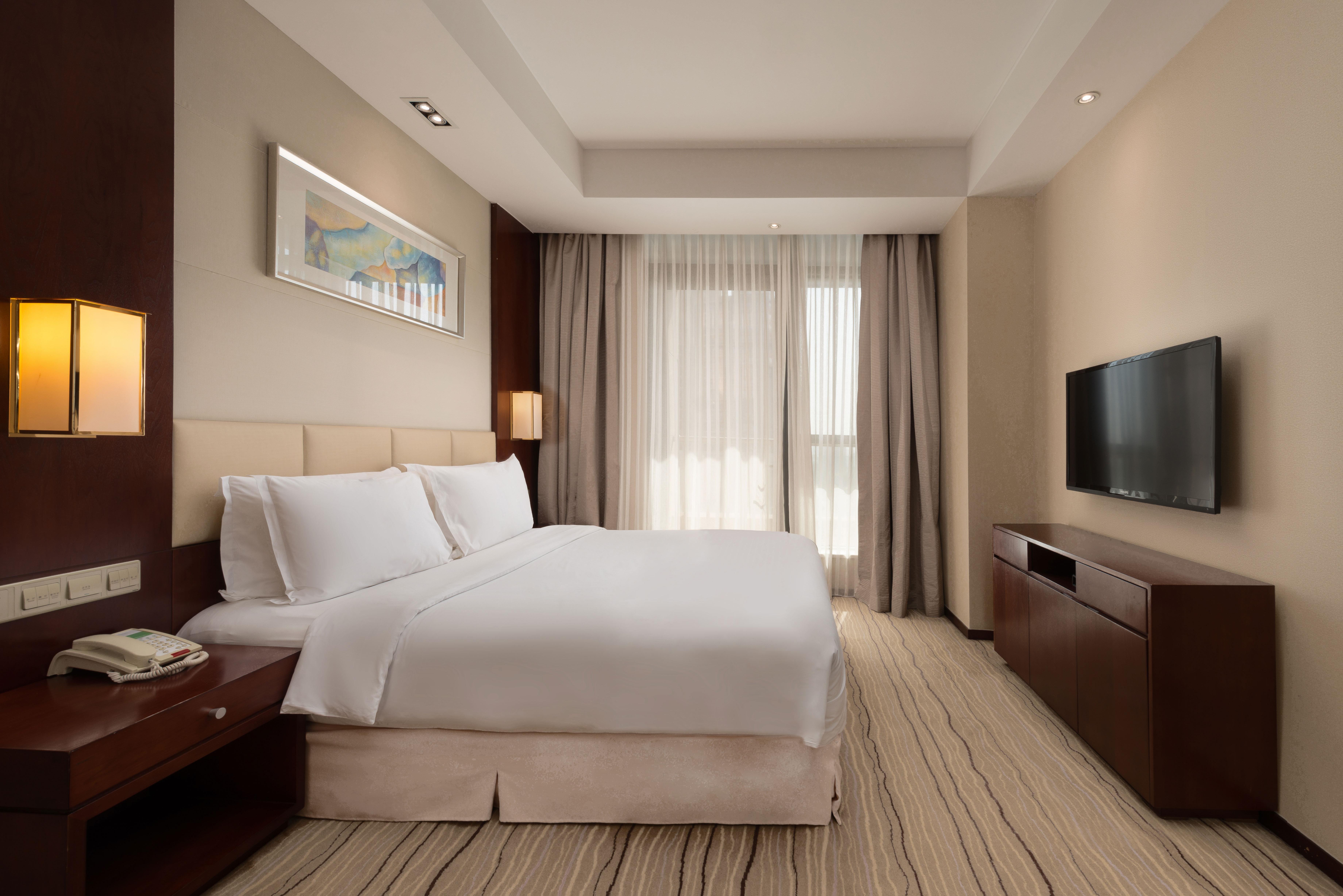 Holiday Inn Taicang City Centre By Ihg Екстериор снимка